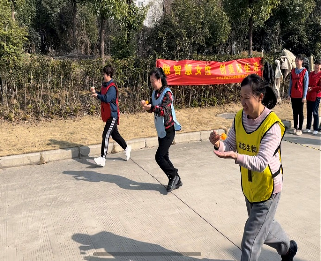 “做智慧女性  创美丽生活 ”新闻稿2